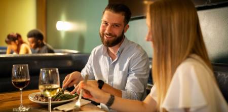 Couple dinner2